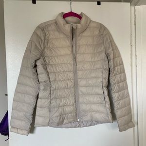 Cream lightweight puffer jacket - size S (NWOT)